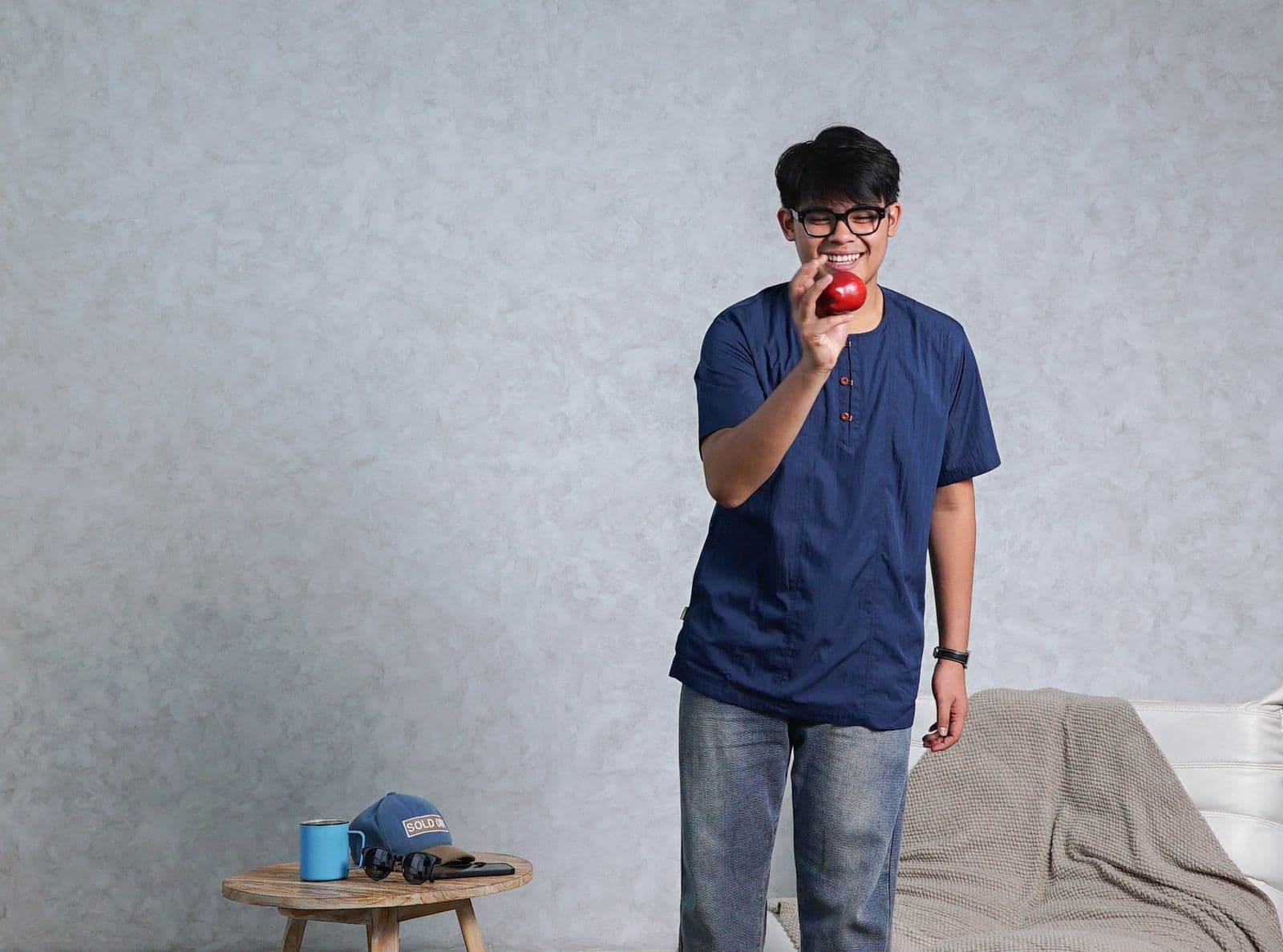 HAMARU — kemeja signature navy